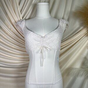 Kimchi Blue Dalilah Lace Top In White Coquette Dainty‎ Mesh Size Medium